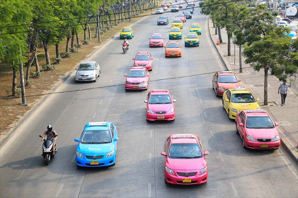 Разноцветные такси Бангкока, Таиланд